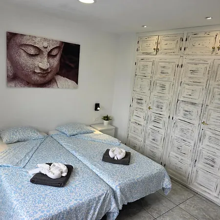 San Marino With Heated Pool, Only 450 Meters To The Beach, Aircondition, Wifi 阿罗纳
