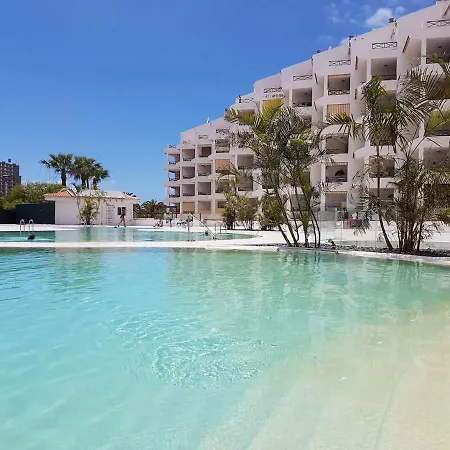 San Marino With Heated Pool, Only 450 Meters To The Beach, Aircondition, Wifi 阿罗纳