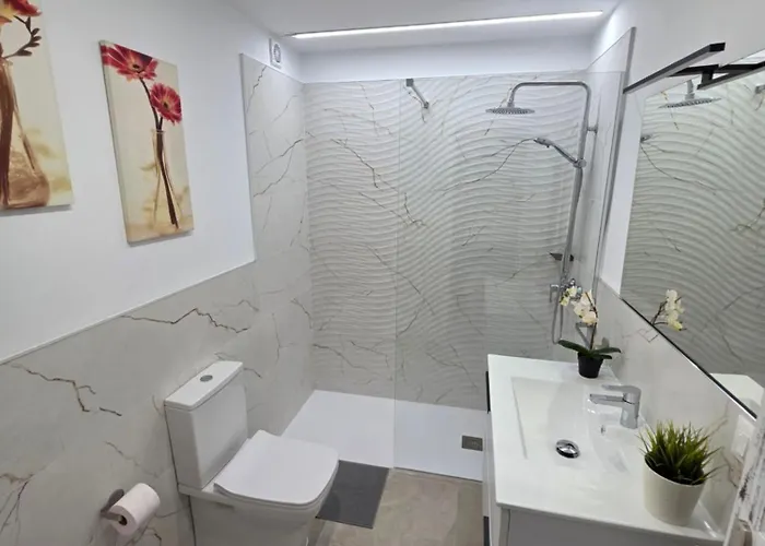 Apartmán San Marino With Heated Pool, Only 450 Meters To The Beach, Aircondition, Wifi *