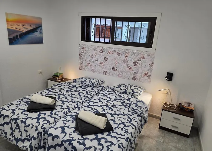 Apartment San Marino With Heated Pool, Only 450 Meters To The Beach, Aircondition, Wifi *