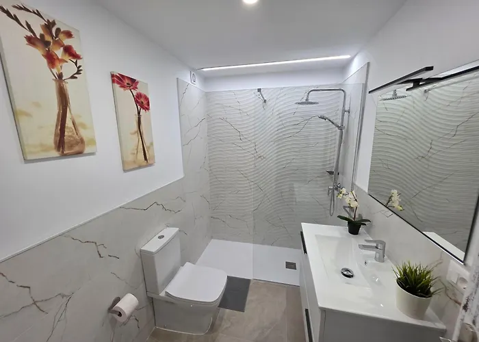 Apartment San Marino With Heated Pool, Only 450 Meters To The Beach, Aircondition, Wifi *