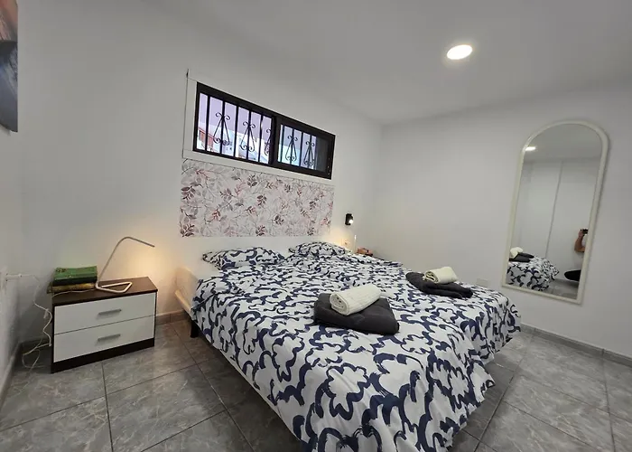 Apartment San Marino With Heated Pool, Only 450 Meters To The Beach, Aircondition, Wifi *