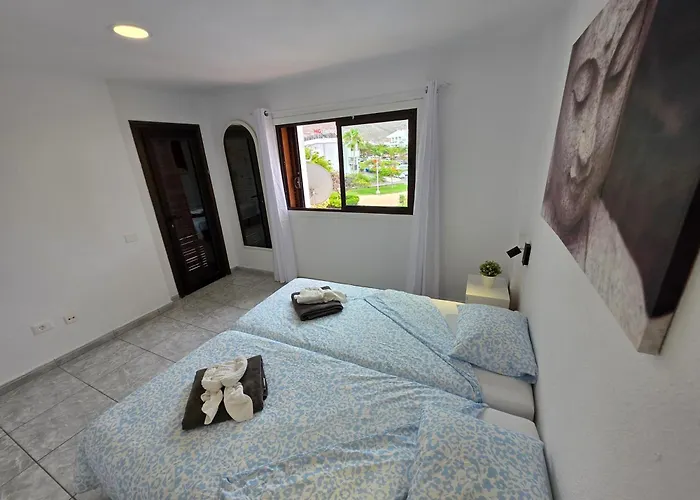 San Marino With Heated Pool, Only 450 Meters To The Beach, Aircondition, Wifi Apartmán Arona (Tenerife)