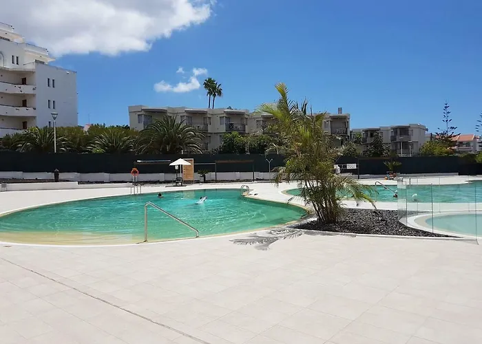 San Marino With Heated Pool, Only 450 Meters To The Beach, Aircondition, Wifi