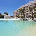 San Marino With Heated Pool, Only 450 Meters To The Beach, Aircondition, Wifi أرونا