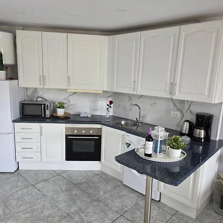 San Marino With Heated Pool, Only 450 Meters To The Beach, Aircondition, Wifi