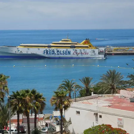 San Marino With Heated Pool, Only 450 Meters To The Beach, Aircondition, Wifi Arona (Tenerife)