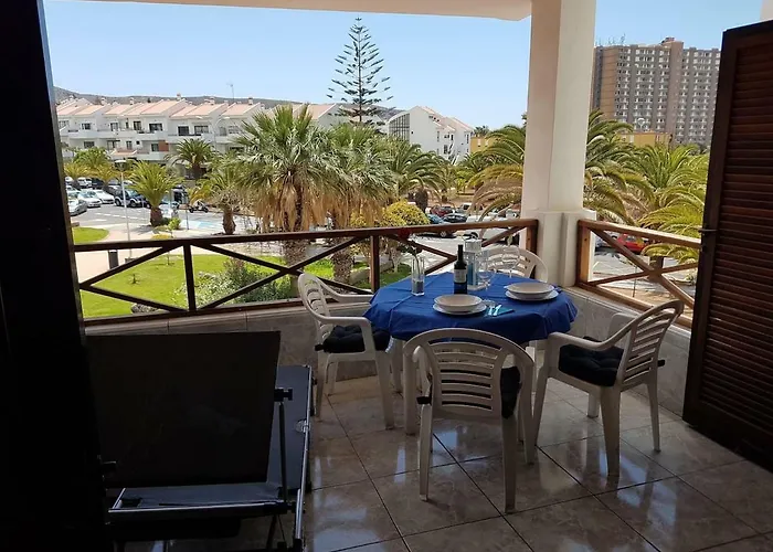 San Marino With Heated Pool, Only 450 Meters To The Beach, Aircondition, Wifi Arona (Tenerife)