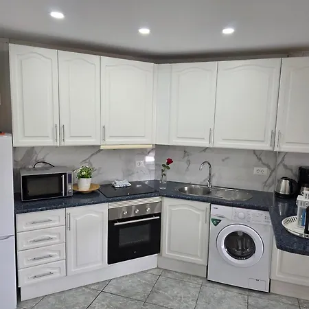 San Marino With Heated Pool, Only 450 Meters To The Beach, Aircondition, Wifi